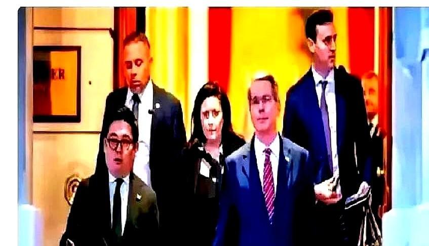 中国不干了！原本美国想要全面放宽芯片限制，换取中国完全放松对稀土的管制，然而中
