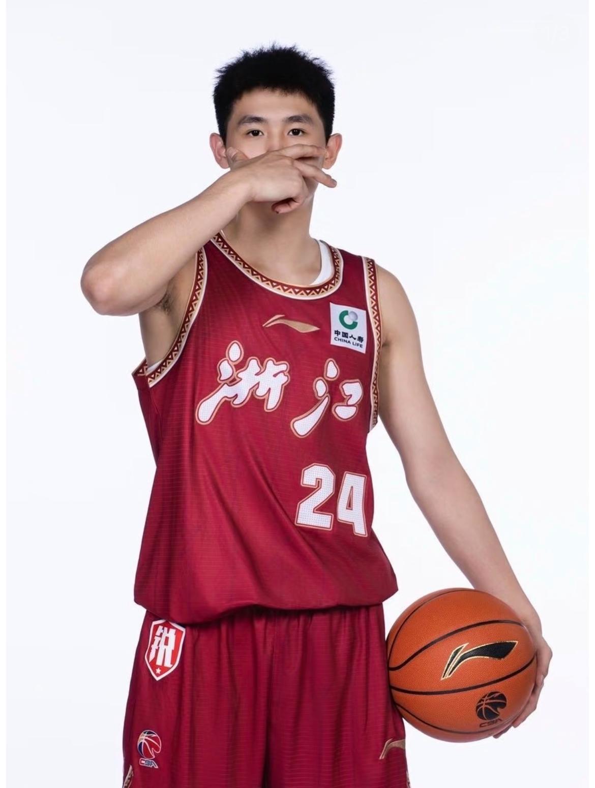 别再争潜力还是泡沫！李悦洲，就该照着他的这条路狠练本赛季浙