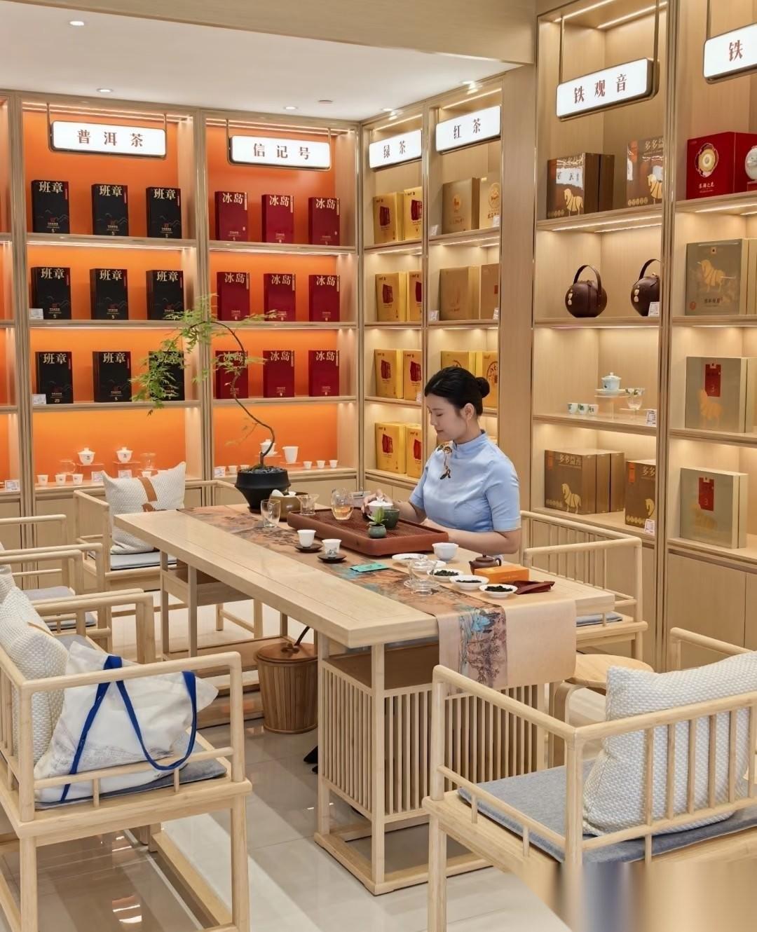 富人搞钱的路子到底有多野？一个杭州茶叶店老板就学了一招，一年从负债35万逆袭到资