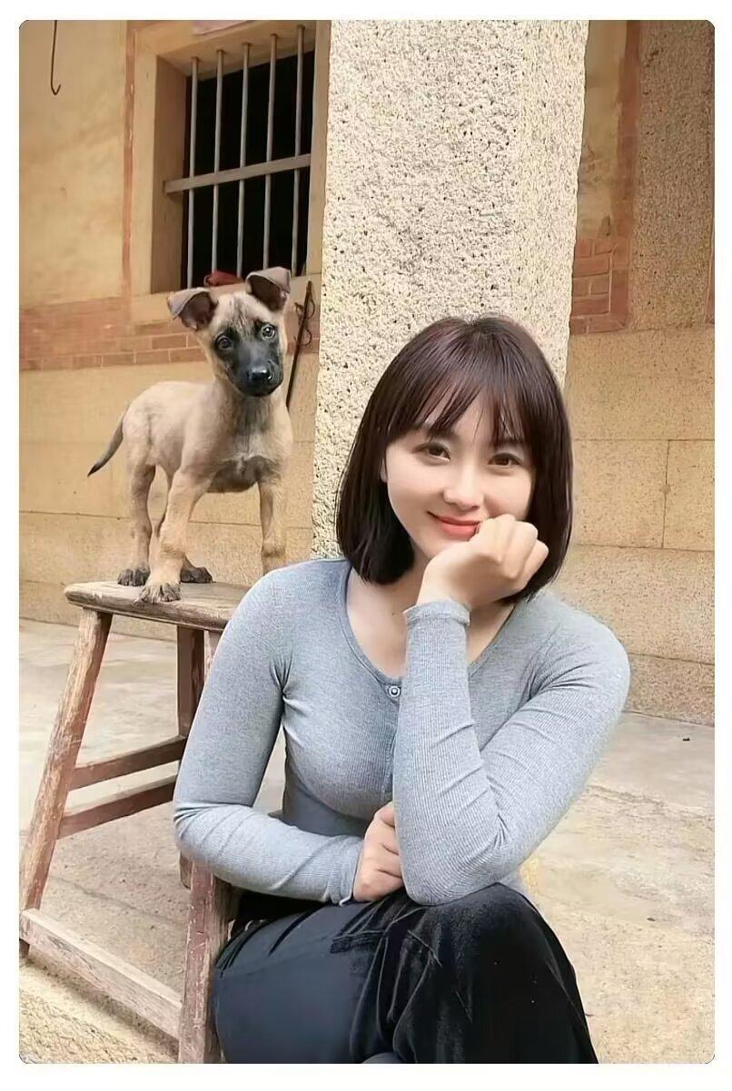 拿诗、远方和苟且斗，你永远斗不赢的，因为苟且有上万种要求，上万种痛苦。而