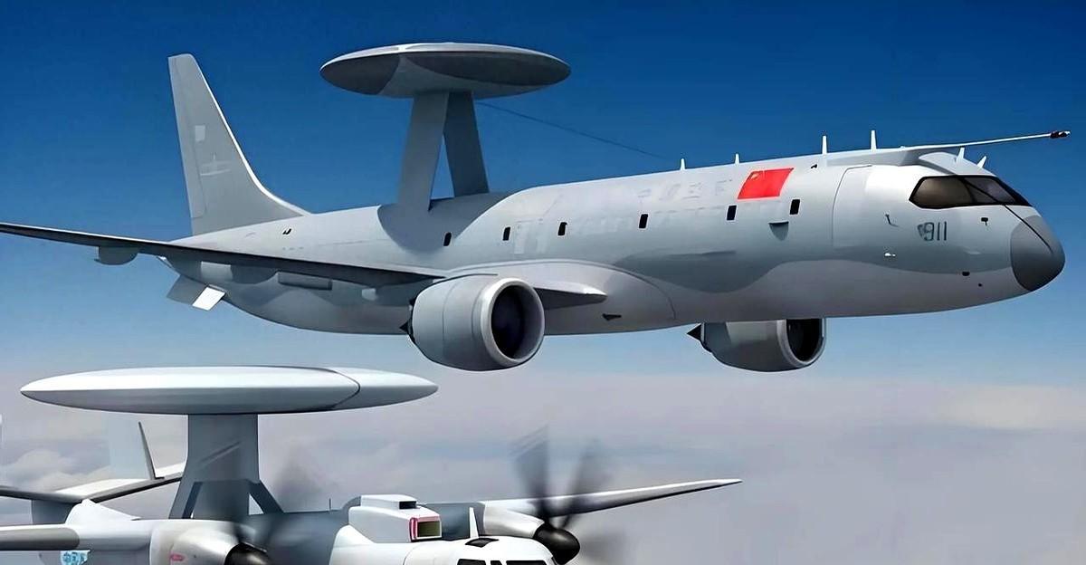 你想想，现在天上飞的那台空警-3000，早就不是演习时的“道具”了。它2023