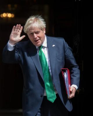 英国人被回旋镖打了。根据英国国家天然气网络运营商NationalGas数据显示