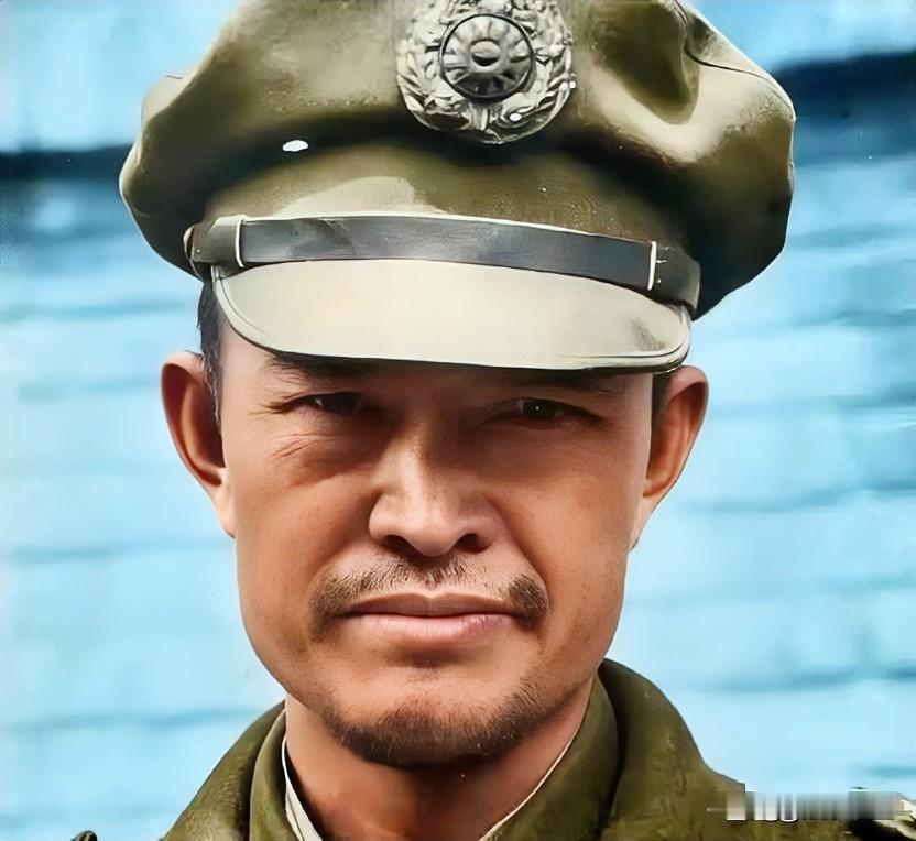赵世铃，他是阎锡山晋绥军系统的高级将领，曾任太原绥靖公署参谋长等职。1949
