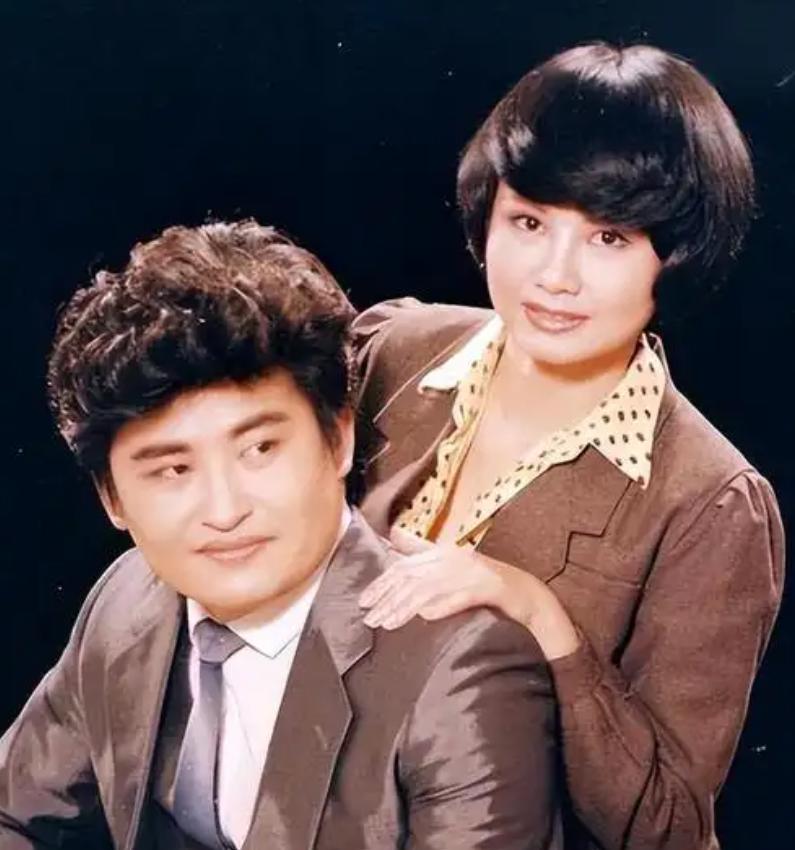 “原来，人死前自己真的会有预感。刘欢在生命最后时刻留给妻子卢璐的那段嘱托，字字沉