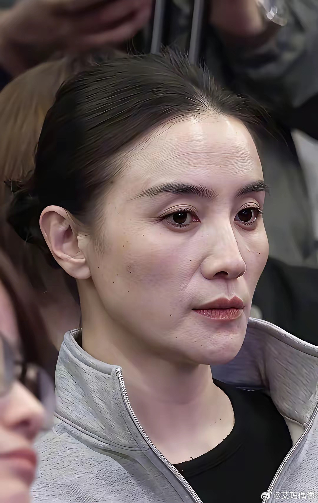 明星也是普通人，不能近距离看!