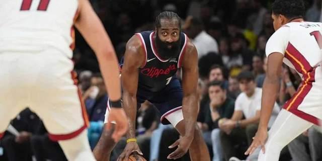 快船刚赢球就埋雷？泰伦卢手里捏着鲍尔默不敢解雇他的王牌——伦纳德阴阳合同实锤？