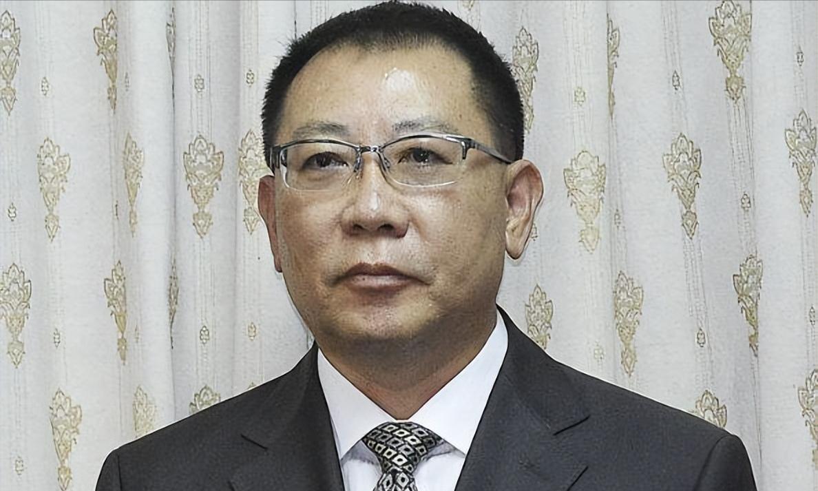 大陆出手了，台湾有人却在偷笑。通缉令刚下不久，台前军情局长刘德良居然说“打到大陆