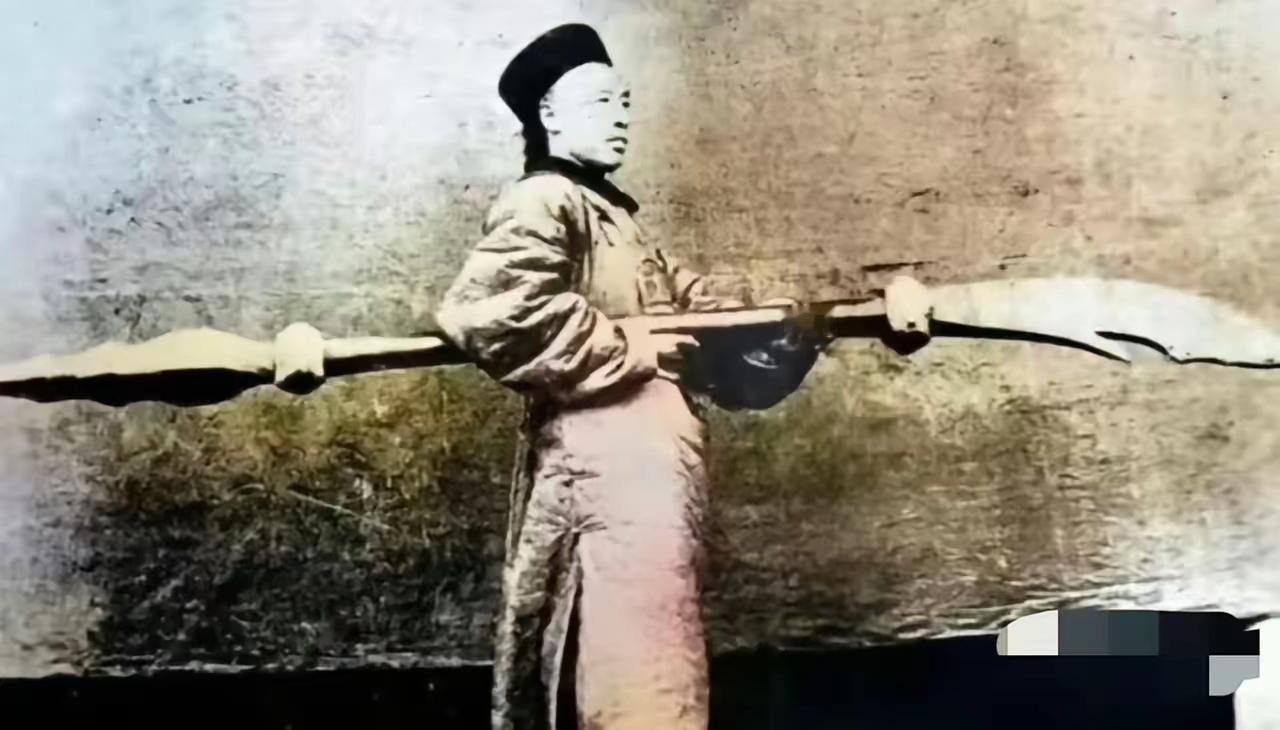 没想到中国最后一位武状元，中状元才俩月就去世，年仅22岁！他叫张三甲，出身武术世