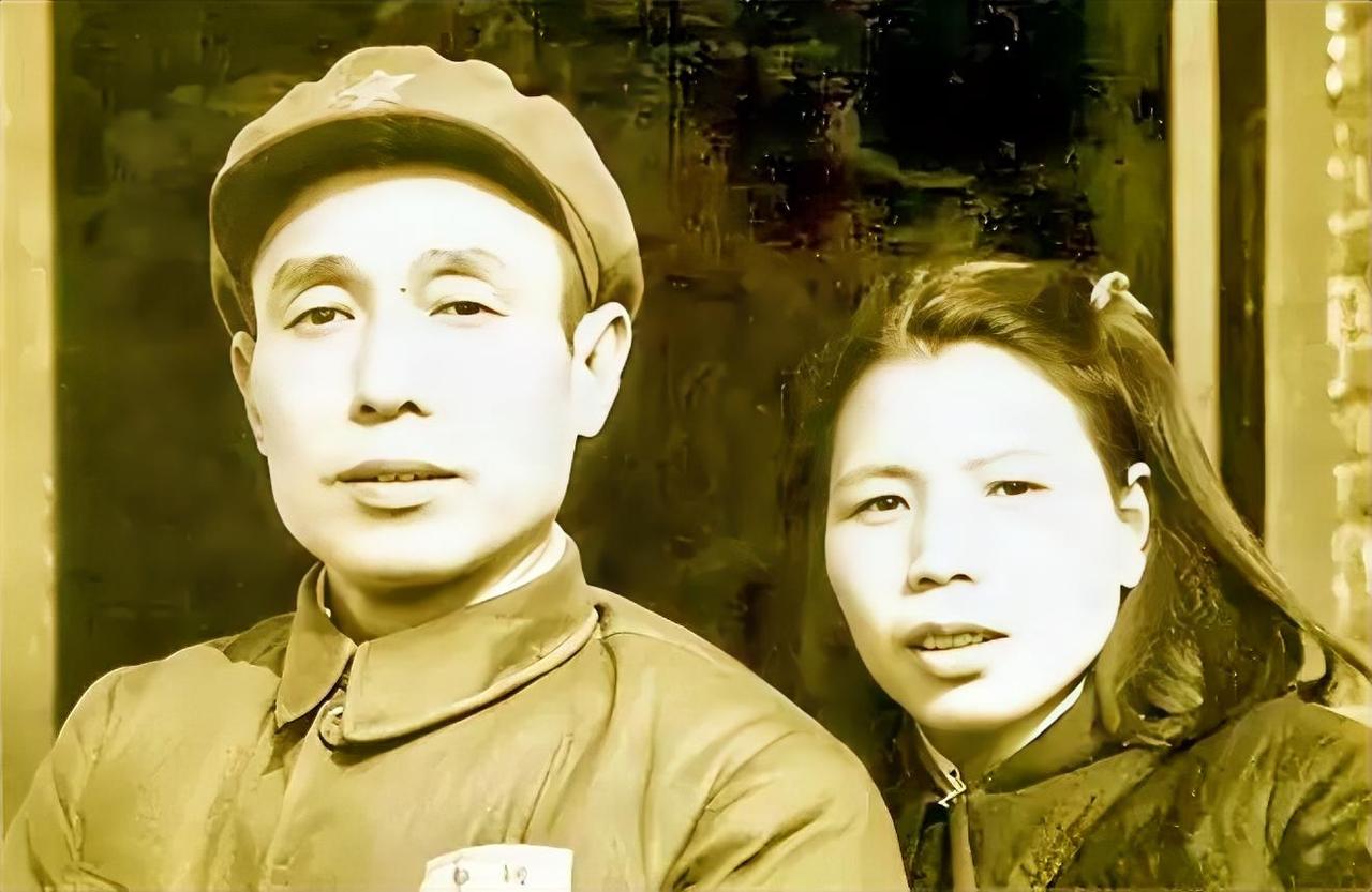 1979年，李赤然少将恢复名誉，回南京军区索要工资。空军司令员不满：老家伙平反了