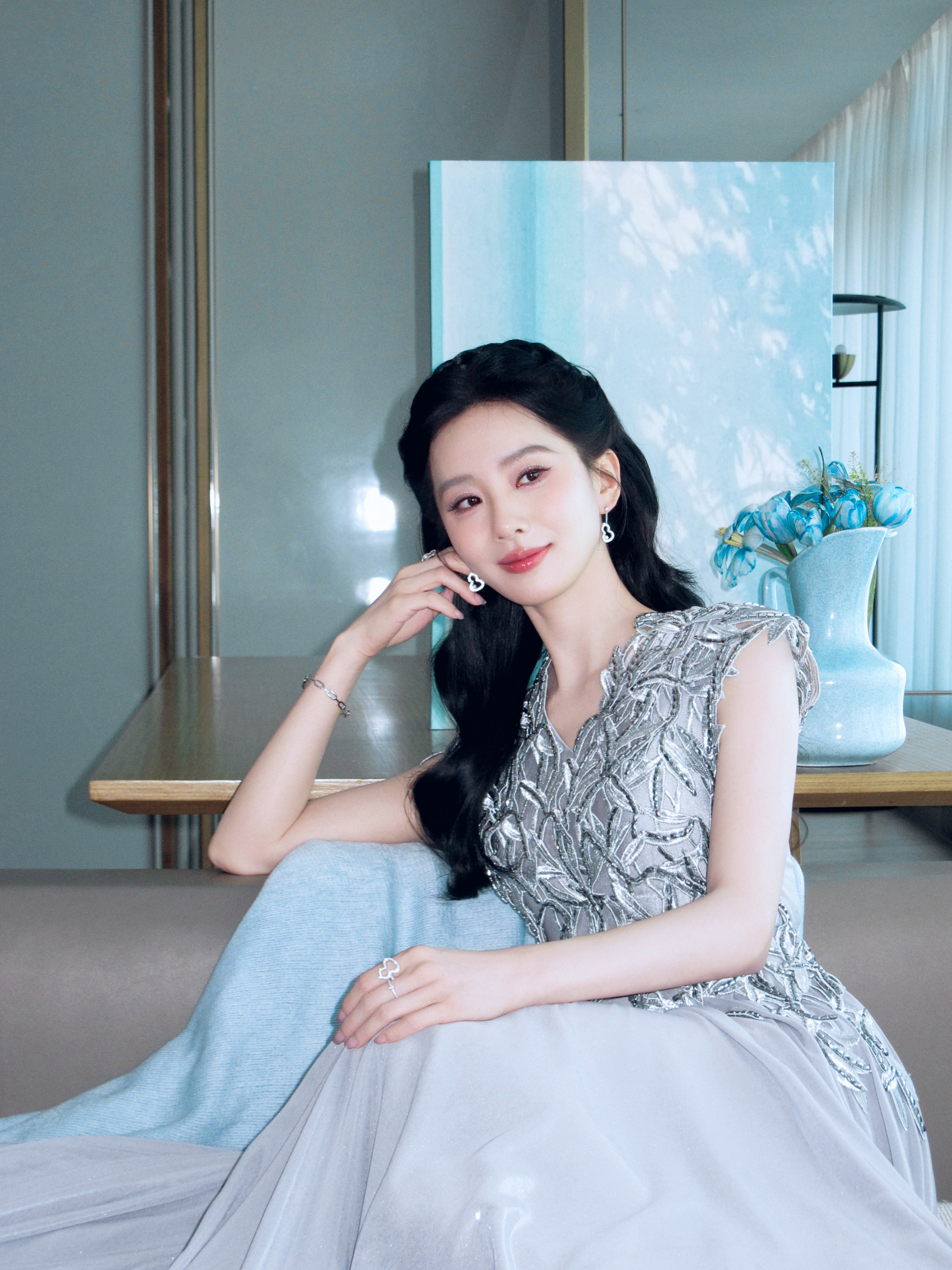 刘诗诗高贵优雅[抱抱]​​​