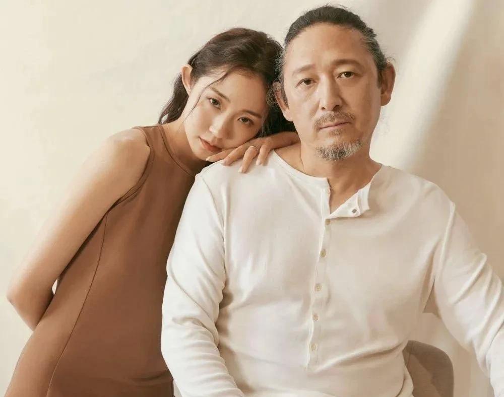万千惠又想挣钱，又想自己的理想，不被挣钱的俗气所沾染，很难呀！你的音乐剧同行买
