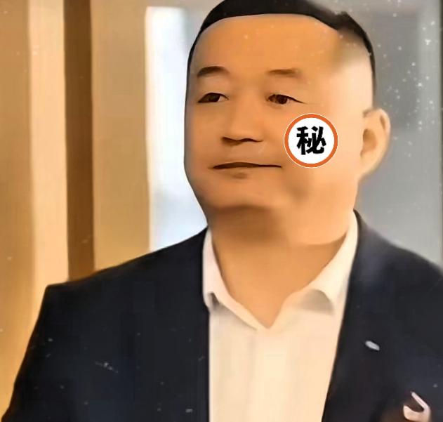 邪门，金某出事爹不见！金某的父亲始终没有露面这些天只有金某的母亲在忙后续