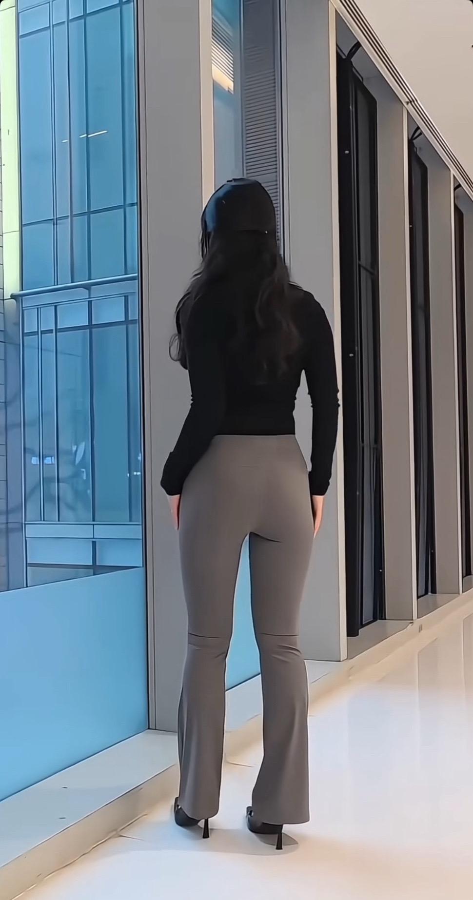 休闲穿搭 美女 健身穿搭 美背杀