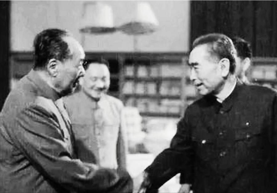 周恩来去世后谁当总理？毛主席力荐一人却遭到婉拒：您考虑别人吧 197