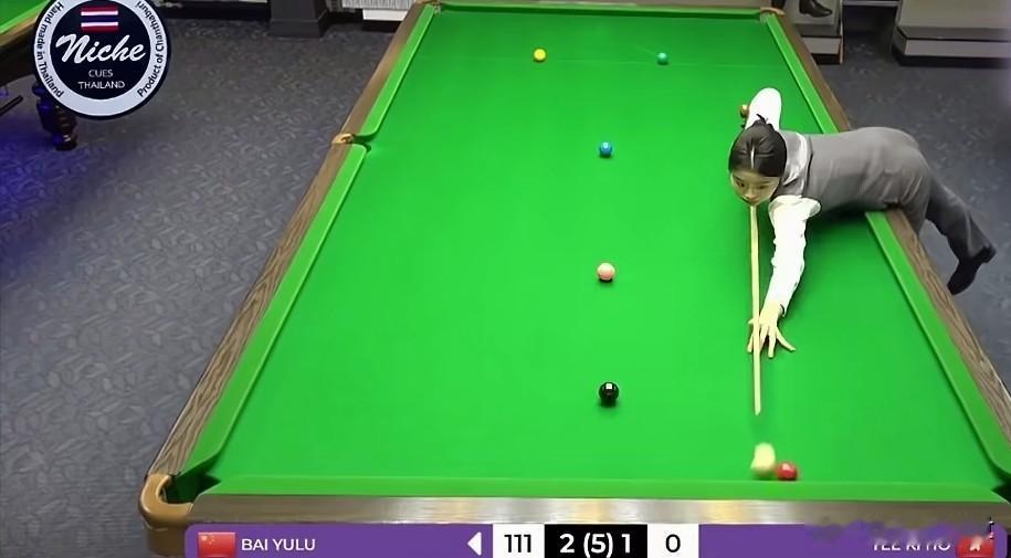 挑战不可能！白雨露连战国锦赛、冠中冠。10月30日，在泰国举行的女子斯诺克公开