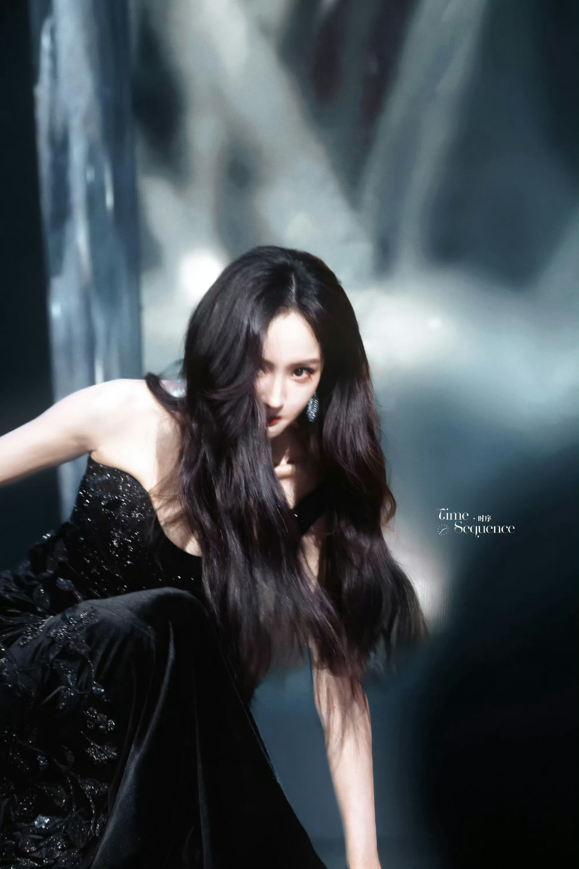 杨幂、代露娃、孟子义各自摔出神韵