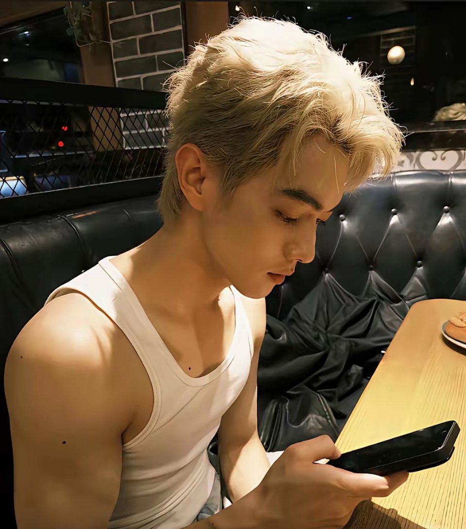 你可以说许凯“渣”也可以说许凯死鸭子嘴硬但是许凯身上有一点好处，是无论如何也掩盖