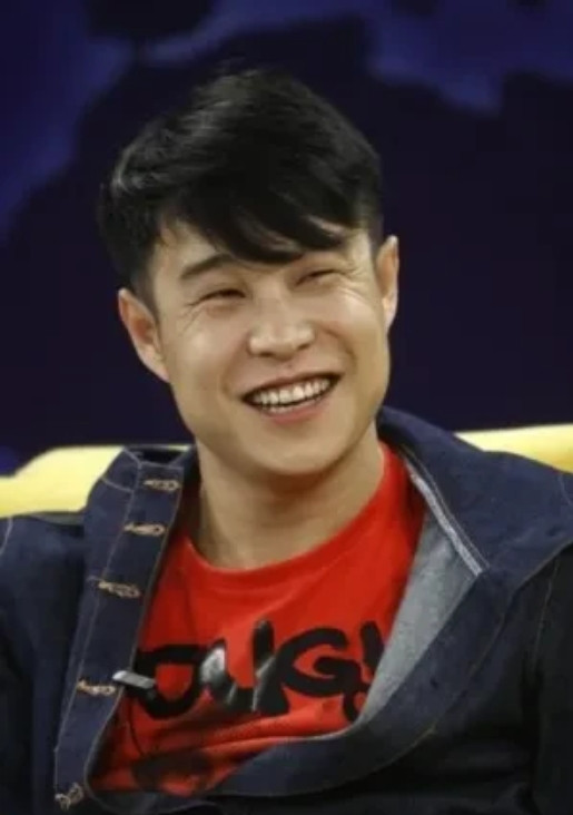 小沈阳这几天可乐炸了！宝贝女儿终于给他扳回一局！因为前几天的演唱会，小沈阳带