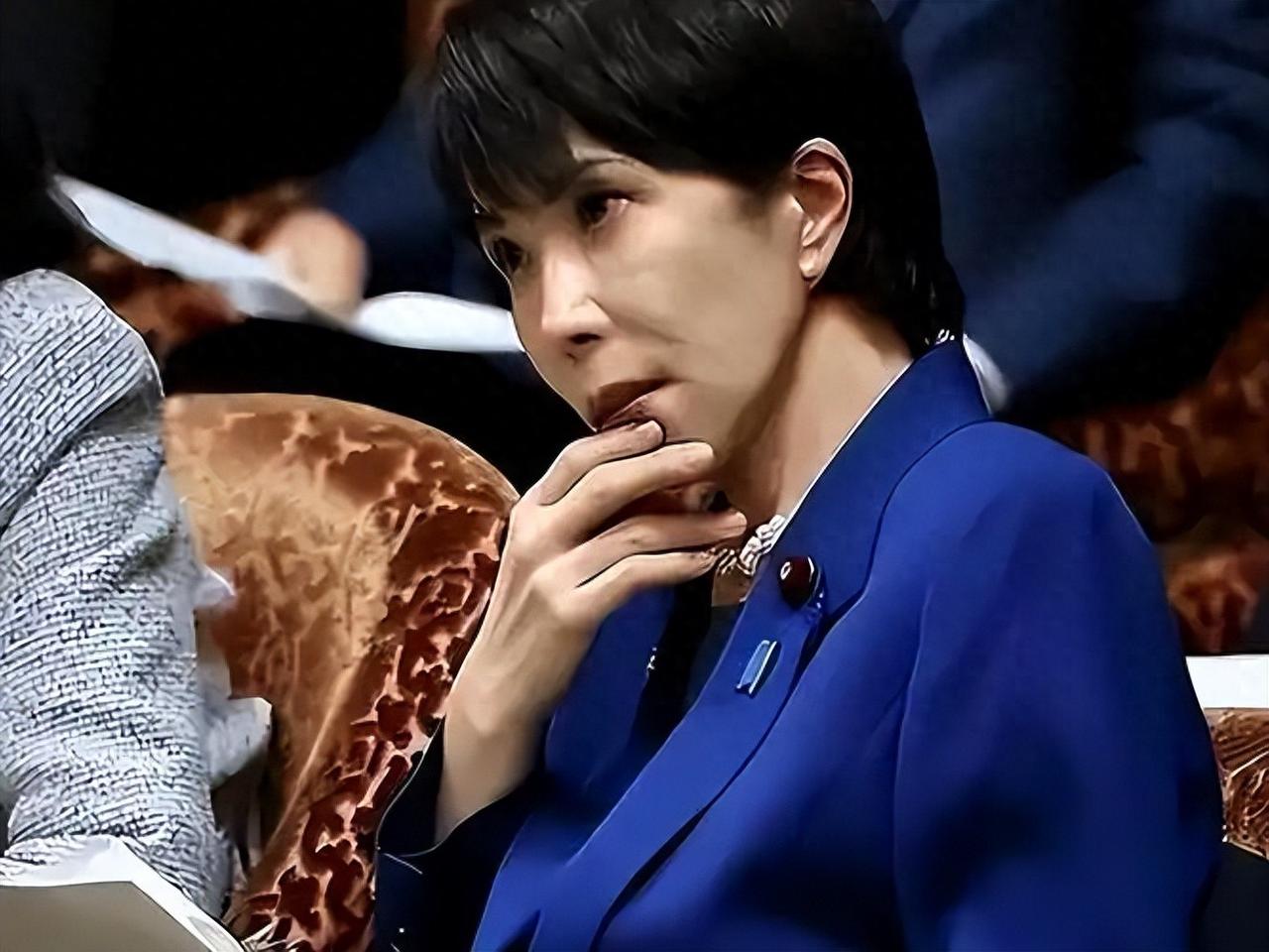 7月盛夏，东京权力饭局杀气更盛：高市早苗靠麻生太郎一手扶上自民党总裁宝座，202