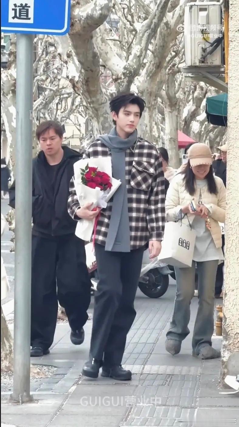 陈飞宇什么时候回来拍现偶