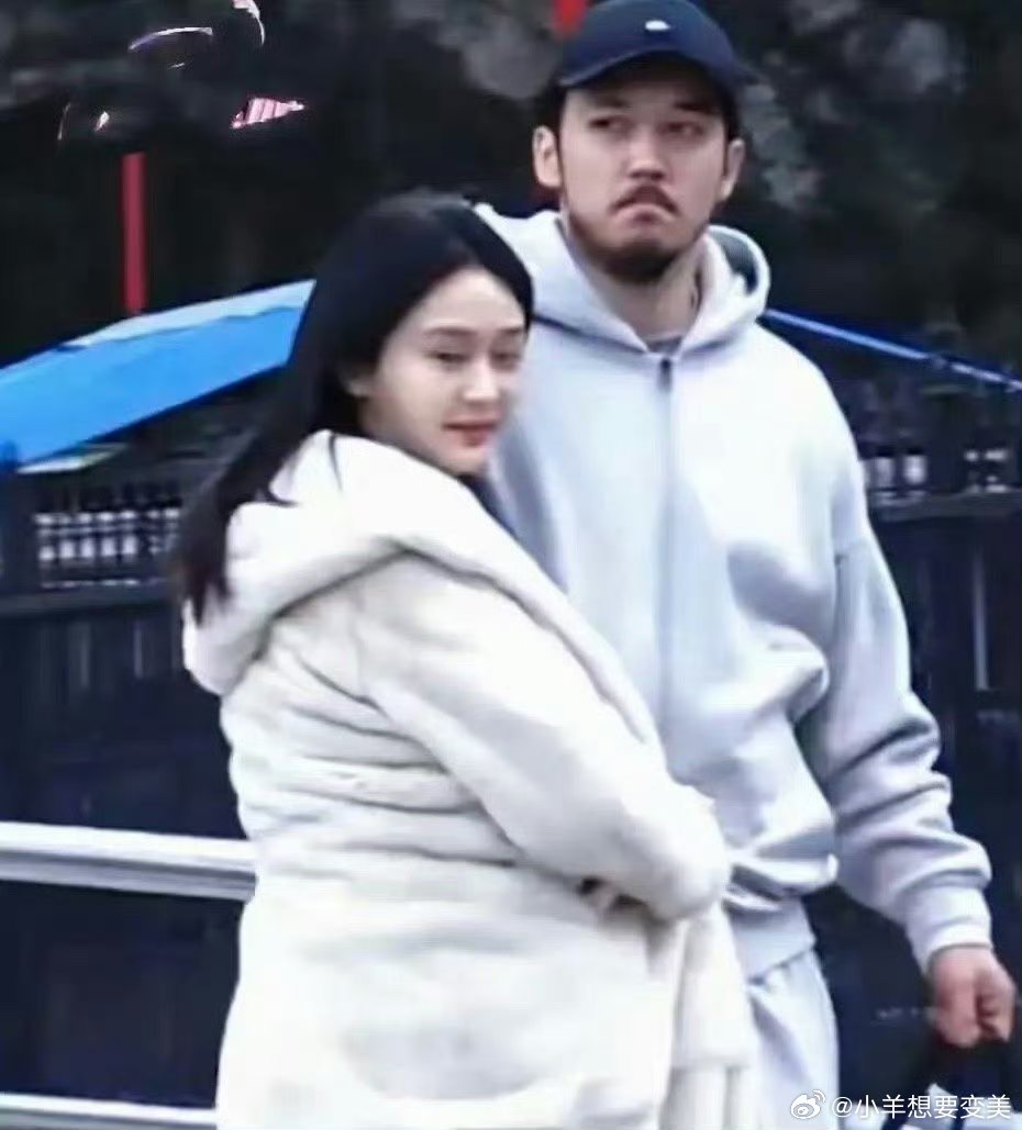 曝陈冰陈牧驰孩子出生哇塞说实话我都不知道陈牧驰结婚了哈哈哈哈哈没想到孩子都出