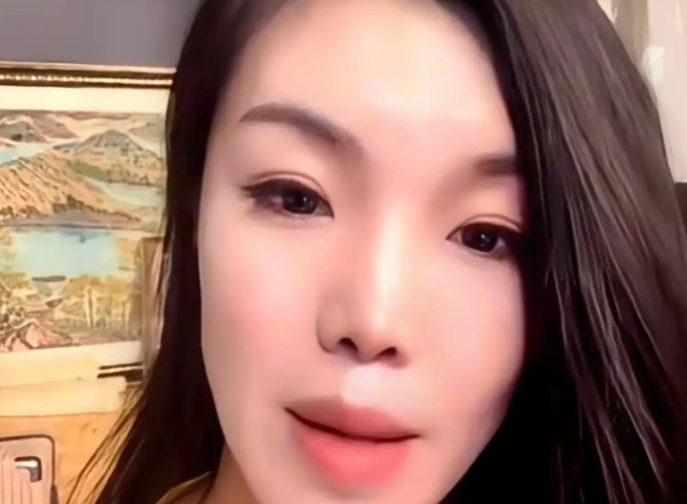 李鹤彪、刘喆和张伯鑫两口子撕逼大战升级！“让嫂”骂的更凶了，杨议想了一年都没捞着