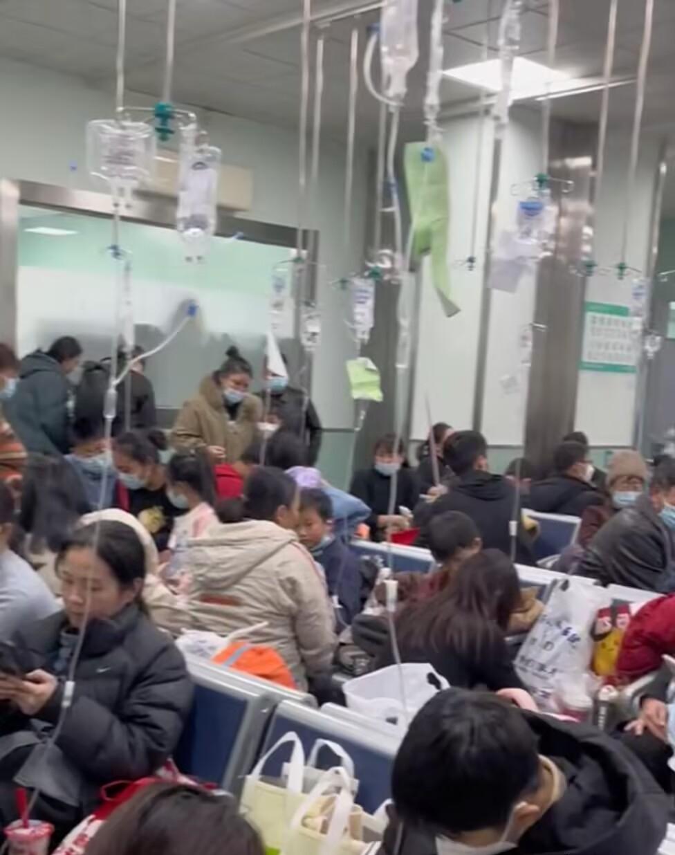 我家婆婆这回是真被甲流撂倒了，直接住进了医院。以前总觉就是季节流感而已，直到亲眼