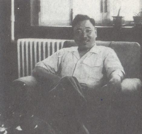 1939年的上海，汪伪特务机构“76号”总部，头子李士群正亲自审讯一个刚抓来的要