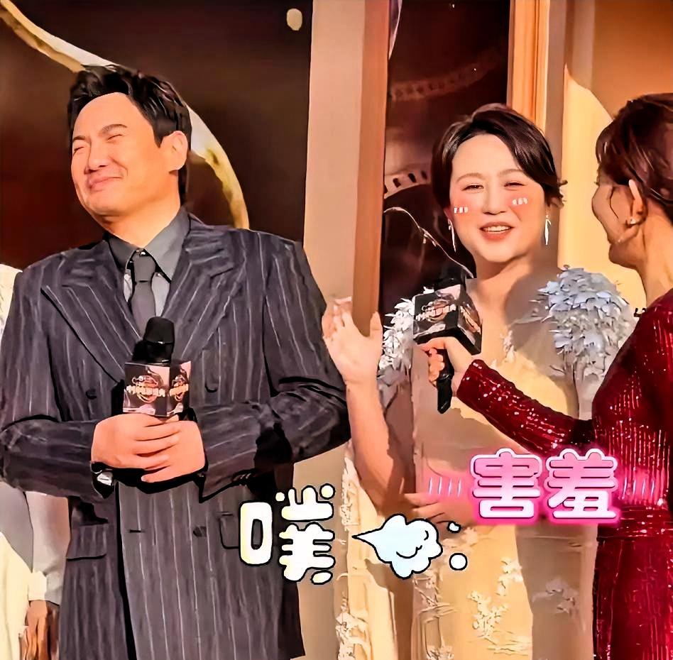 沈腾马丽红毯大型翻车现场镜头前突然喊错亲密称呼马丽一句“母子”扎心腾哥腾哥