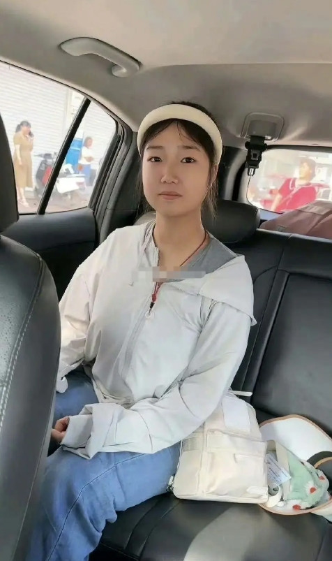 军训结束后来接妹妹，差点以为接错人了