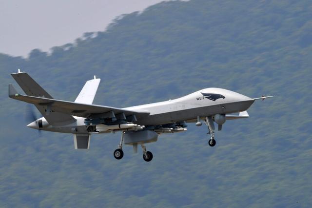 西方惊惧：中国无人机南海“七十二变”让雷达失灵2026年2月26日，当欧洲领