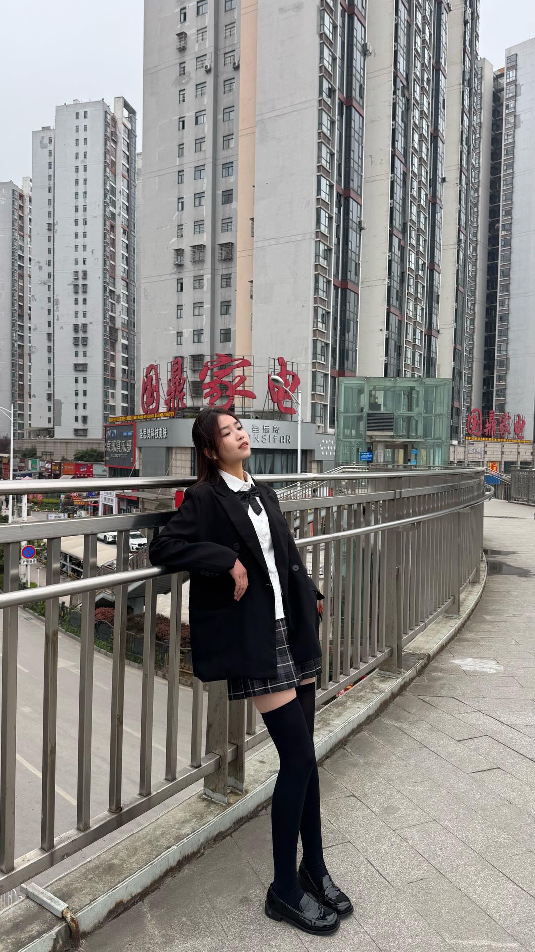 什么样的穿搭可以让人显得很有气质jk