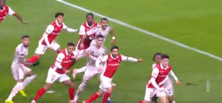 各赛事4连胜终结! 本菲卡2-2布拉加 奥塔门迪破门奥瑟斯世界波