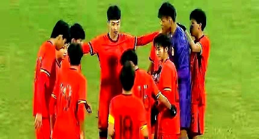 好轻松，挺好玩！U17亚洲杯新赛制的设计确实出人意料，上届八强与东道主直接被