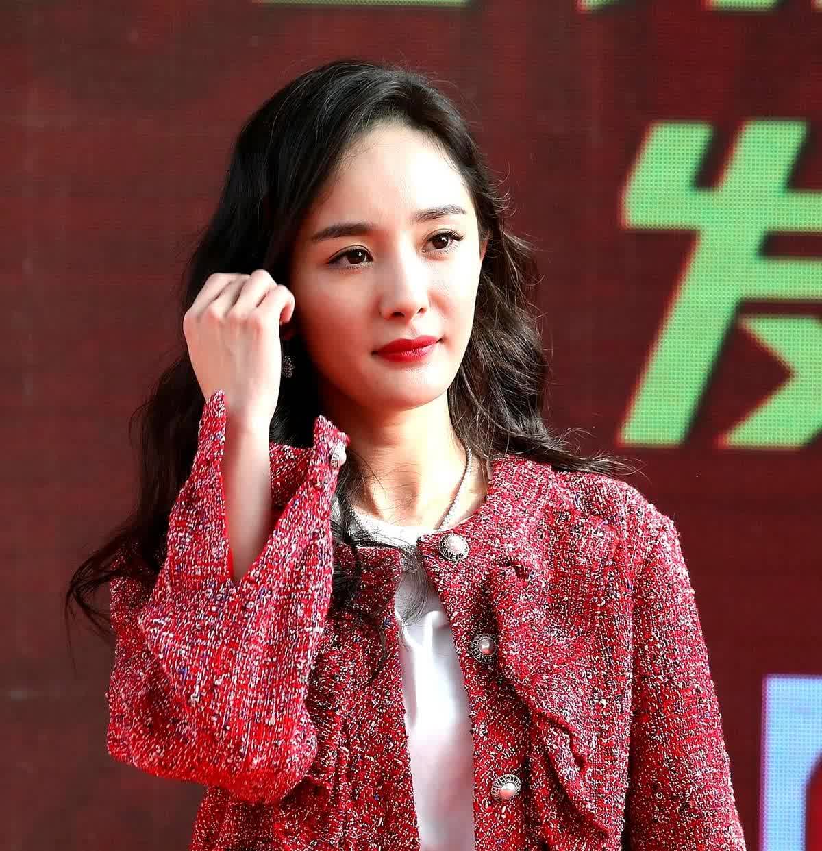 原来，我们都错怪杨幂了！一直以为，离婚后她不要女儿的抚养权、在儿童节也不