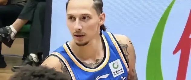 CBA新赛季变天，夺冠大黑马出现，远超上海男篮，碾压广东辽宁我认为，这轮CB