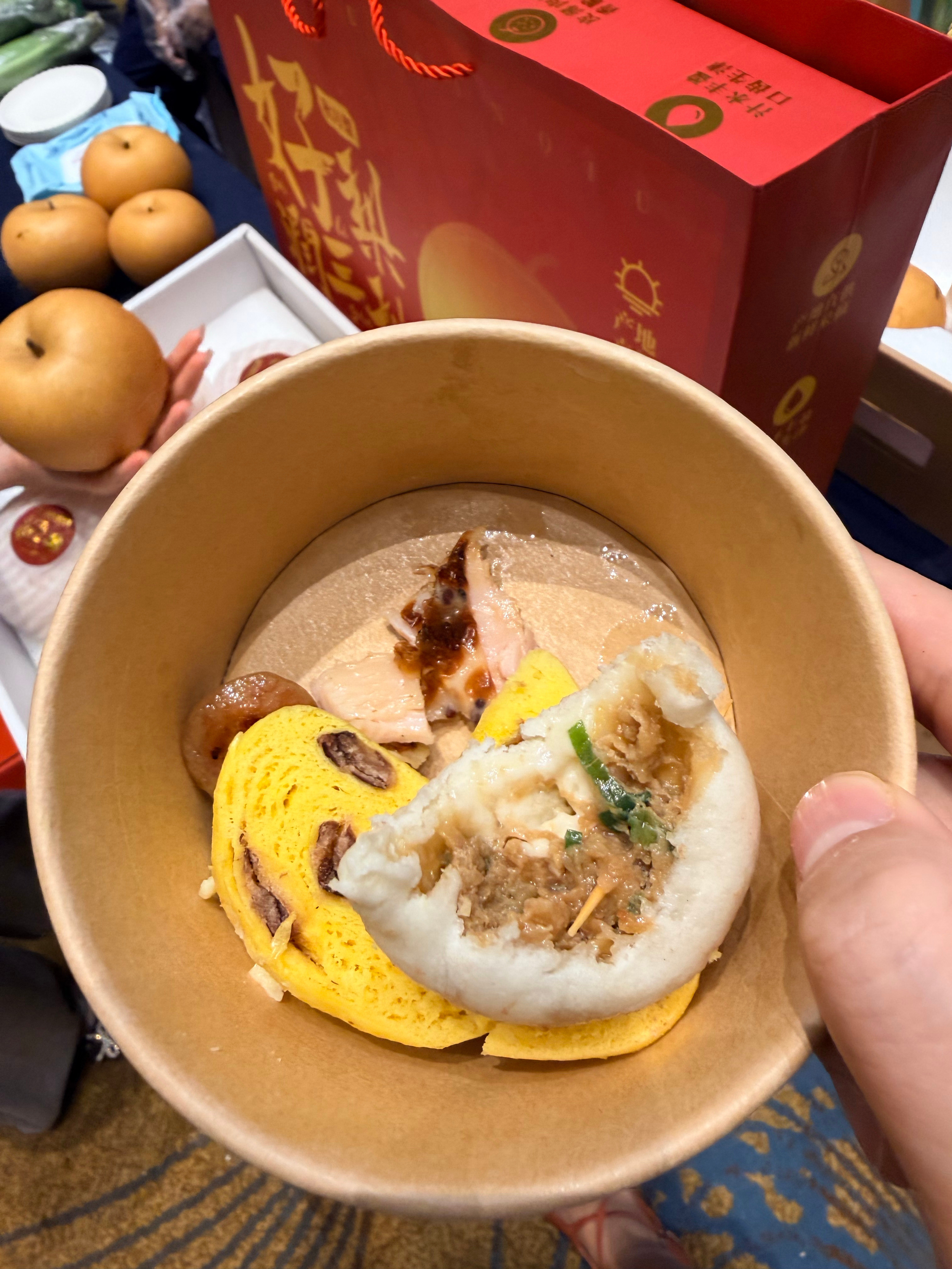 西贝公关这个月去展会，我还夸西贝的预制品好来着。怎么西贝请理记公关西贝不然你请我吧，我好好吹一下你家