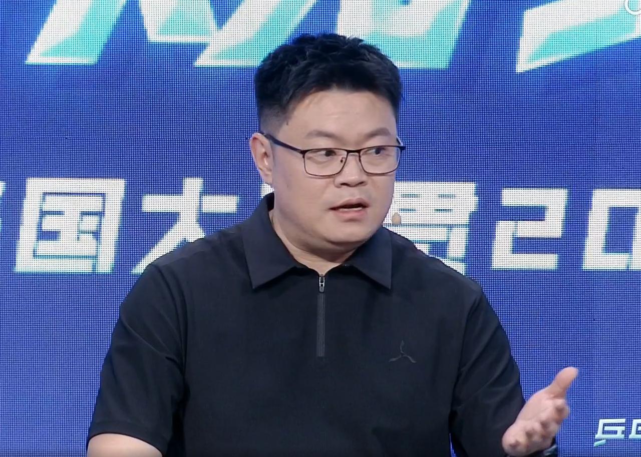 侯英超灵魂拷问：蒯曼逆转了佐藤瞳和张本美和，为何逆转不了孙颖莎啥呢？周冠达说