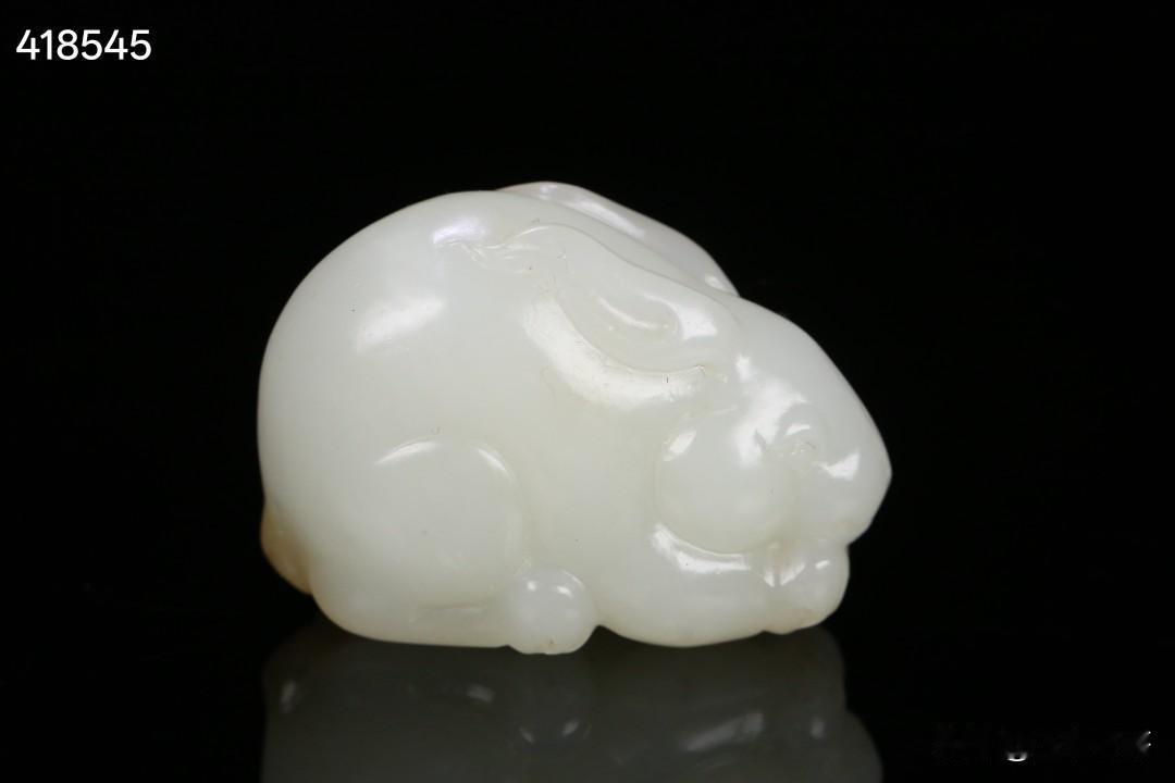 旧藏和田玉兔子雕件，尺寸4.3*2*3厘米