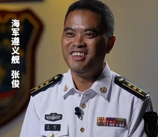 到了10月7日，事情脉络越来越清楚，外界开始把焦点指向055型驱逐舰，认为正是它