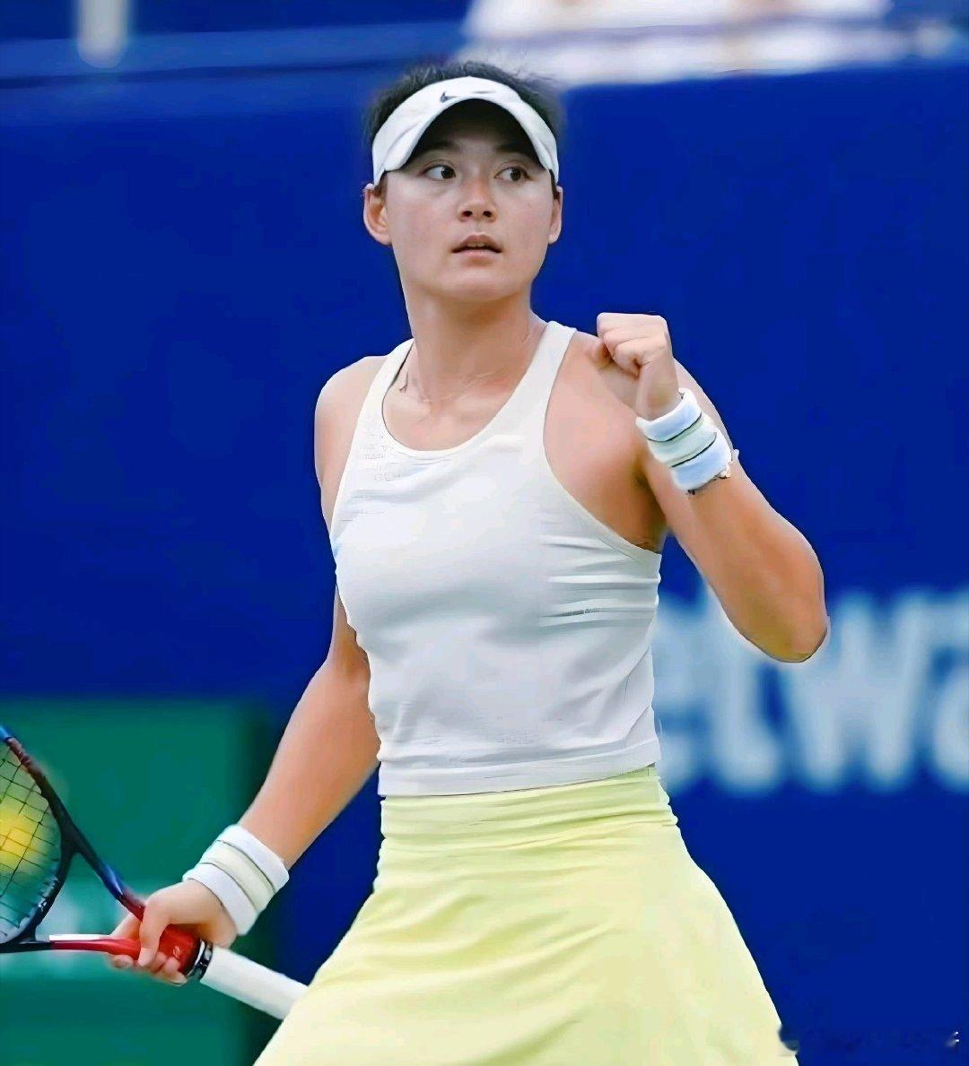 WTA125🇨🇳济南站女单首轮🇨🇳王雅繁4-6/7-6(4)/2-6🇮