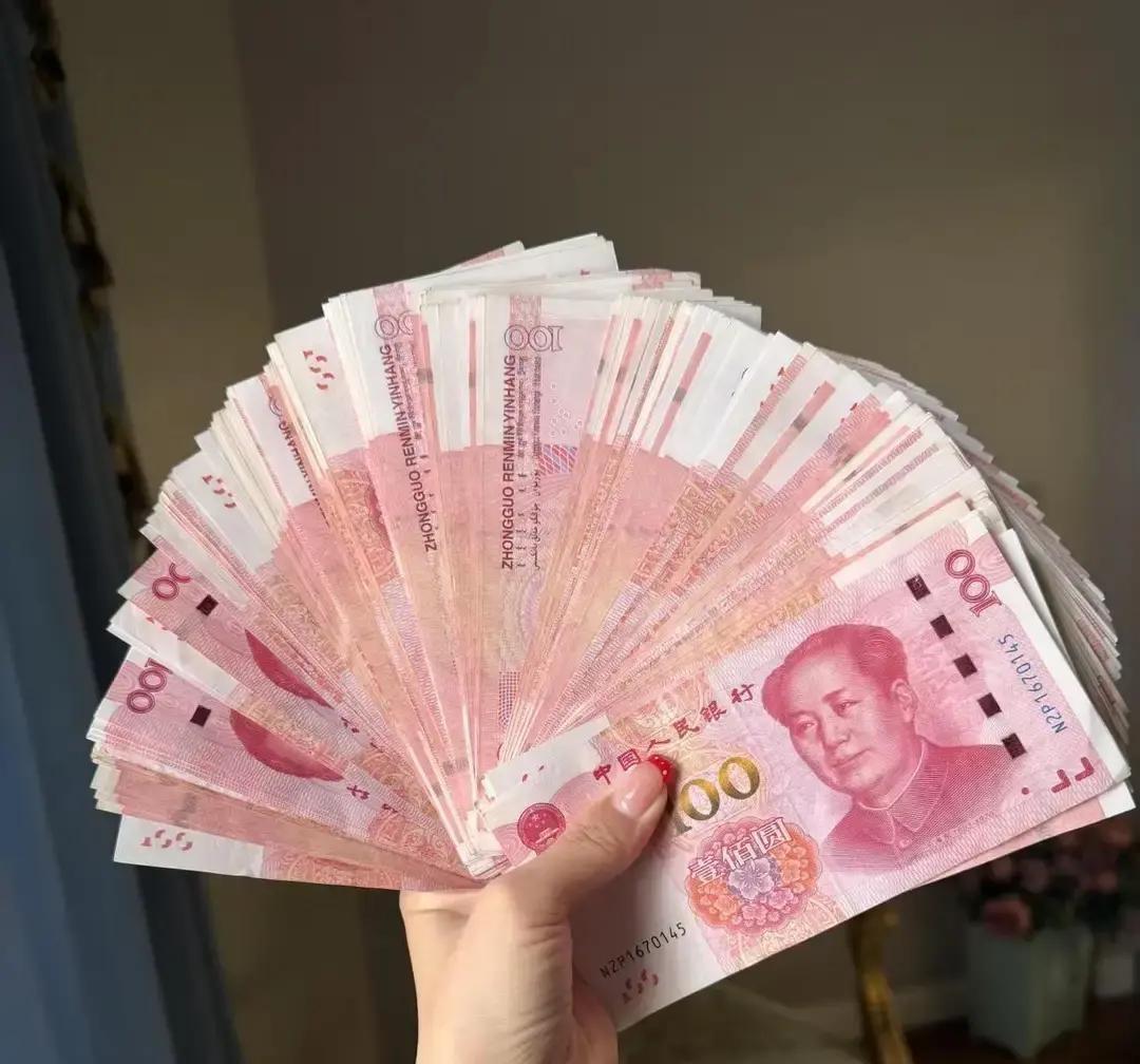 网上最近传一个说法，说手机尾号能看出一个人的存钱本事，我瞅了半天，发现这事儿挺有