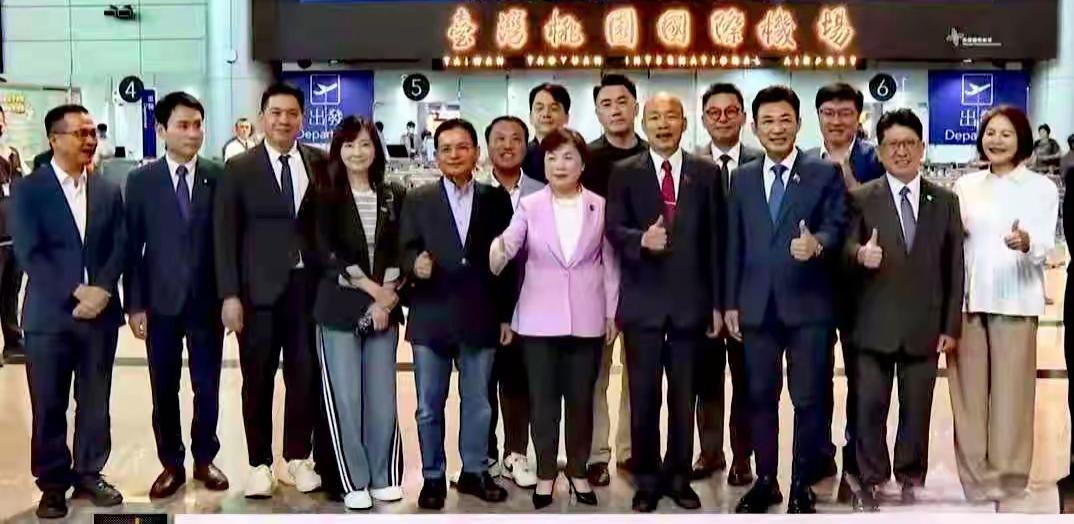 台湾地区立法机构负责人韩国瑜今天傍晚率团启程访美，国民党立委林思铭、赖士葆、杨琼