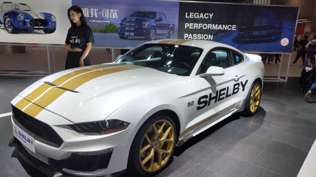 威朗高速体验四个成年人，从上高速到下高速114公里，57分钟，表显油耗6.8。