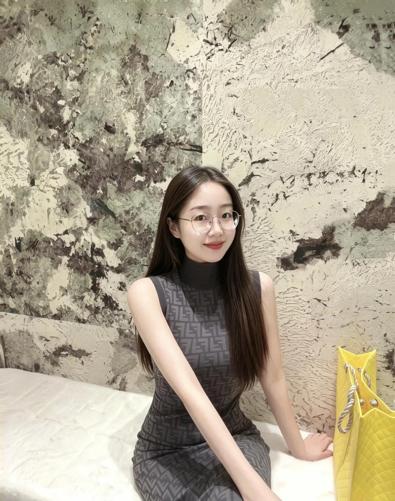 好漂亮的美女小姐姐！
