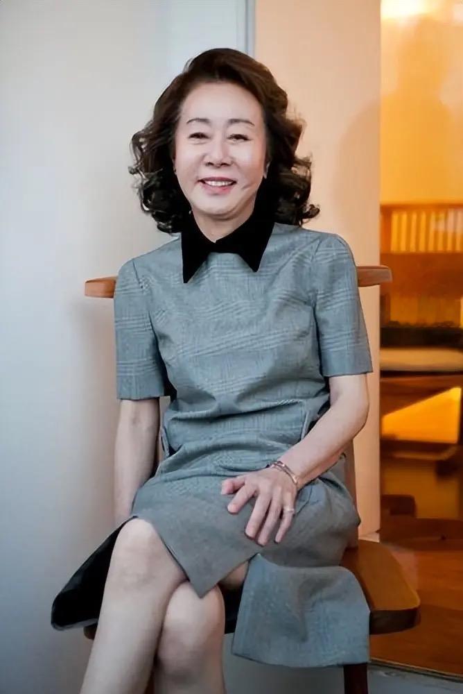 一位高僧说：“天选之人，往往五六十岁才真正翻身！前半生全是劫难，那是给你炼心用的
