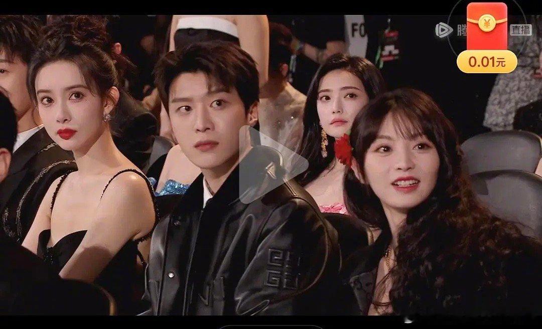 郫县热议：田曦薇同框不行的原因是什么？