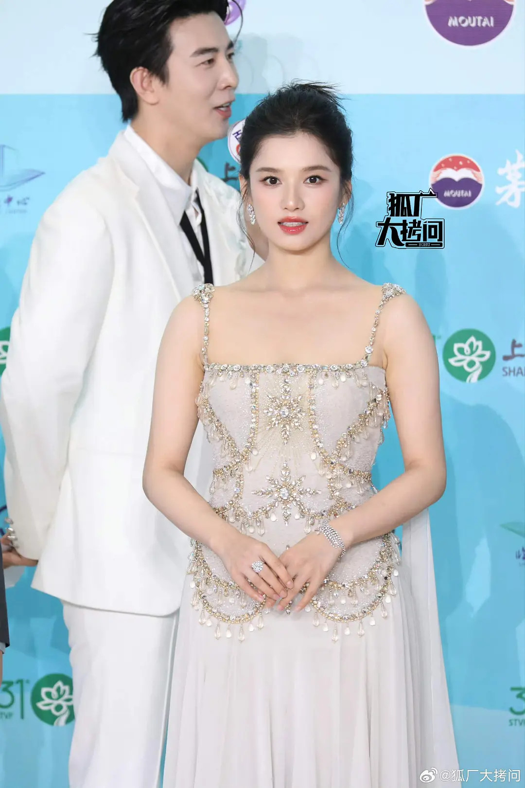张婧仪真是一点都不健身啊？这肉