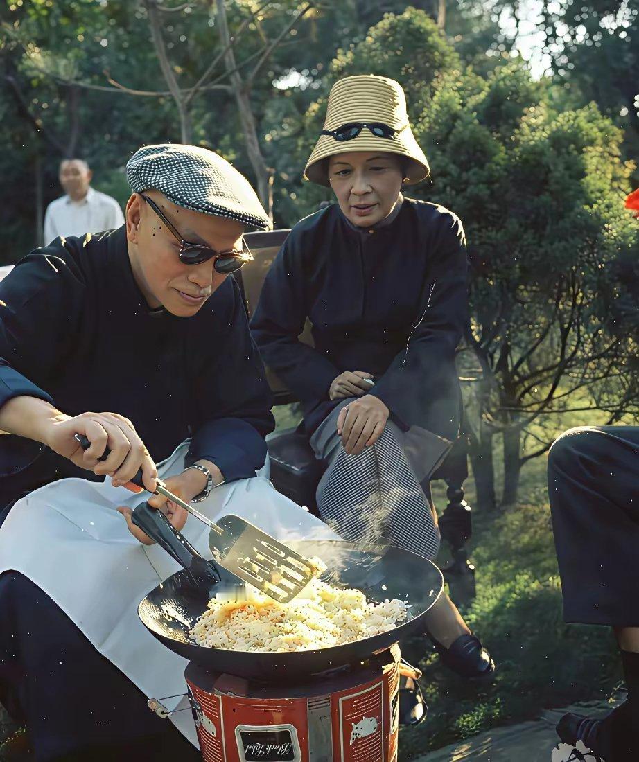 这是蒋介石与宋美龄晚年生活的几张照片