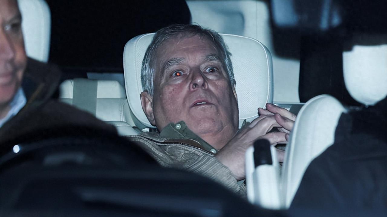 爱泼斯坦2012年那封邮件，真叫人开了眼！ 他想来中国，申请递到纽约领馆，当